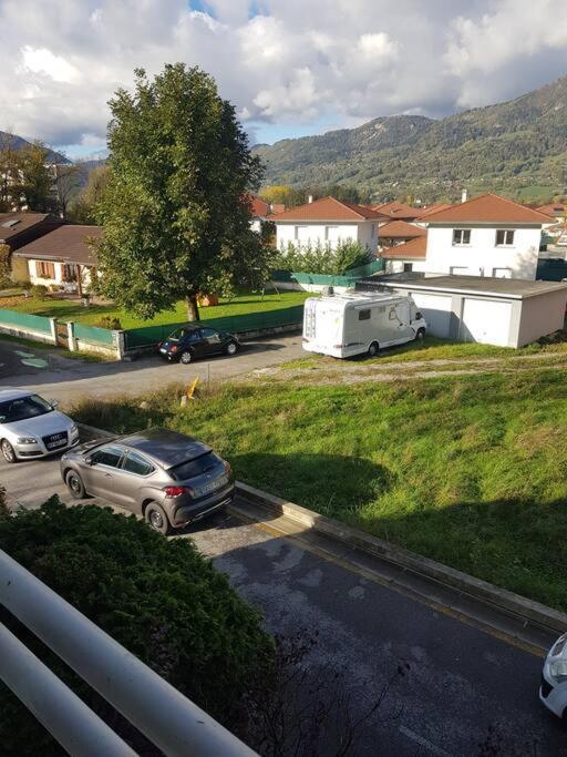 Superbe Appartement En Residence Prive Avec Un Parking Prive Scionzier Kültér fotó