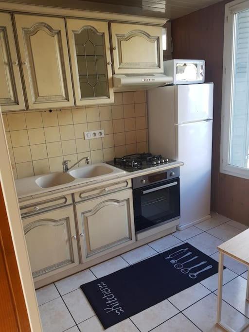 Superbe Appartement En Residence Prive Avec Un Parking Prive Scionzier Kültér fotó